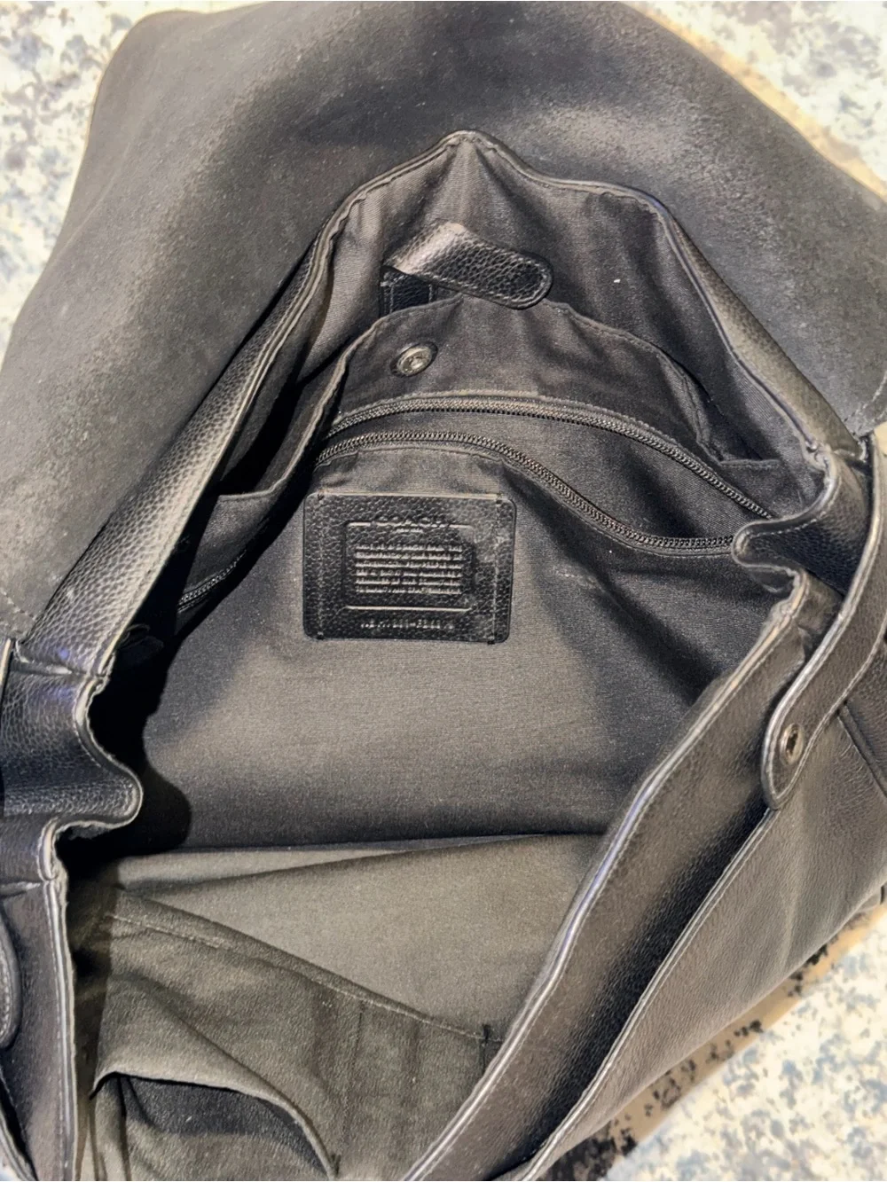 Coach Black Pebbled Leather Messenger Briefcase Laptop Bag Crossbody